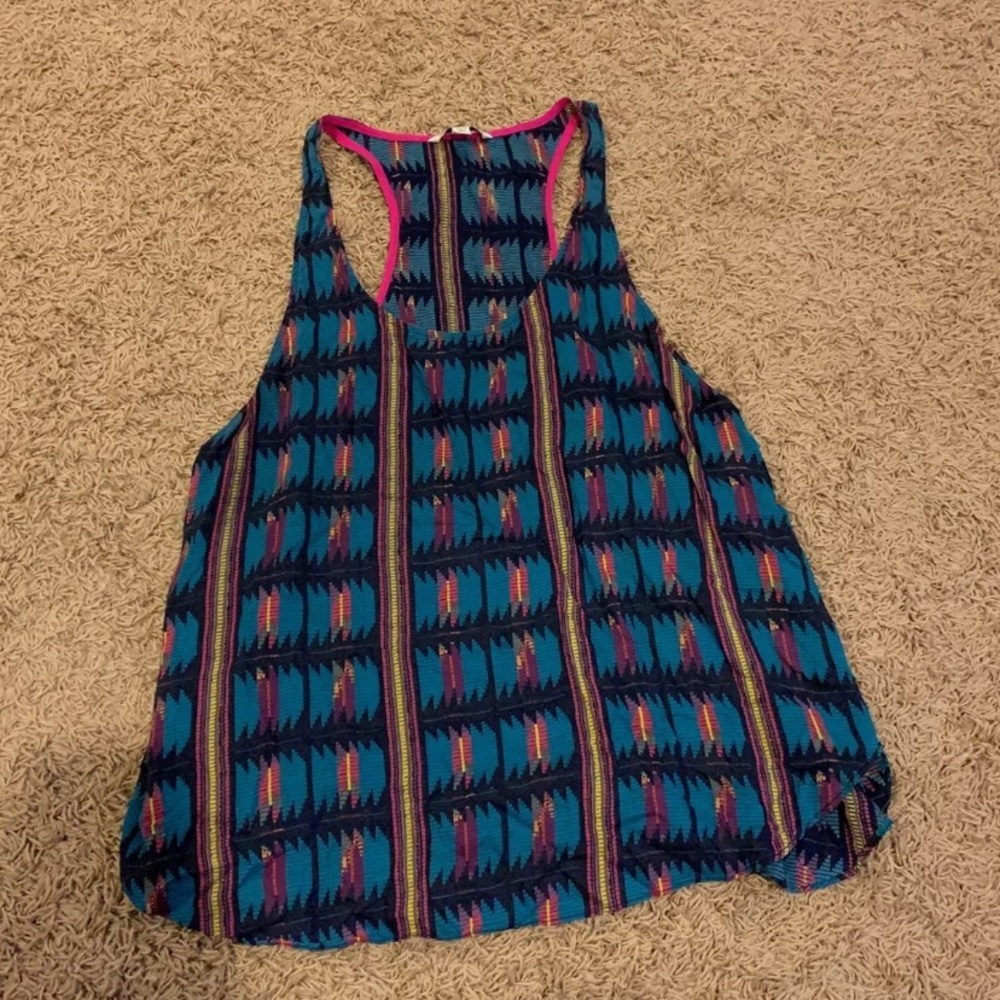 Woman’s top great condition